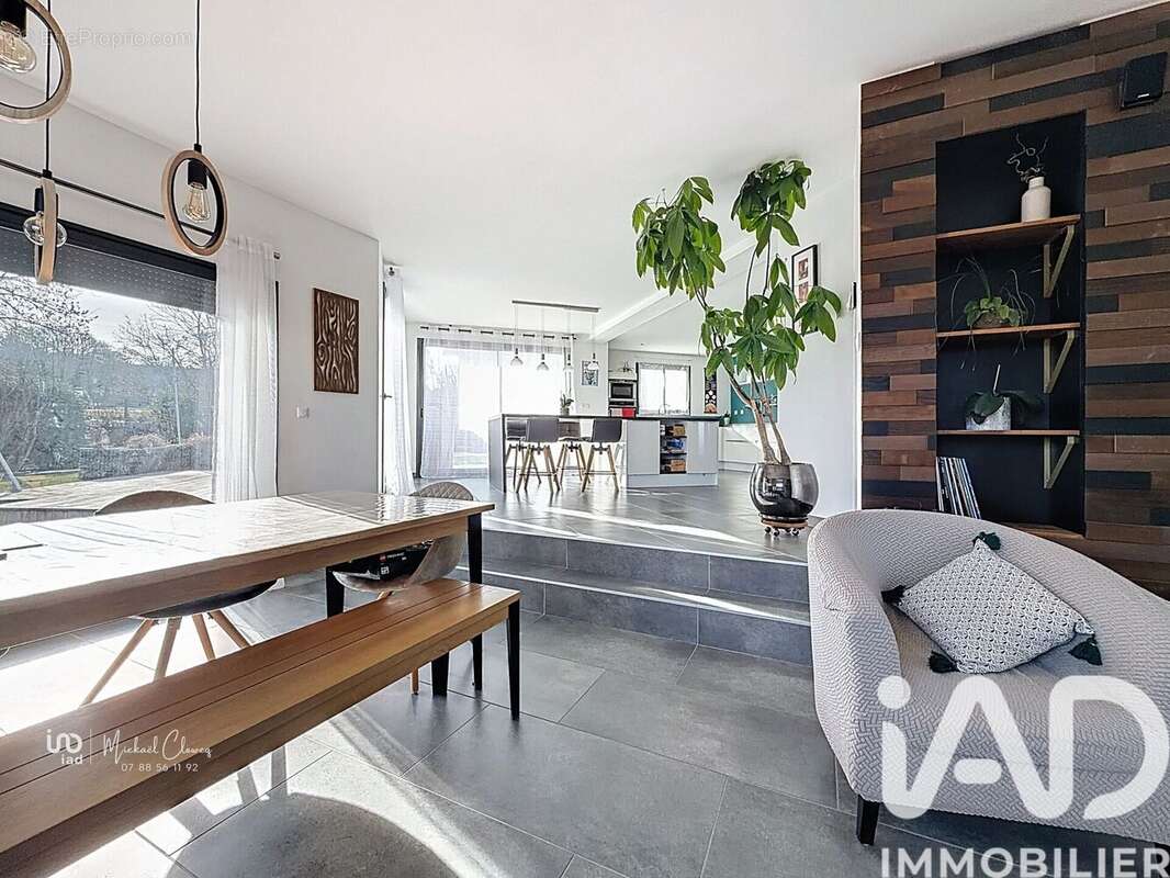 Photo 6 - Maison à PERS-JUSSY