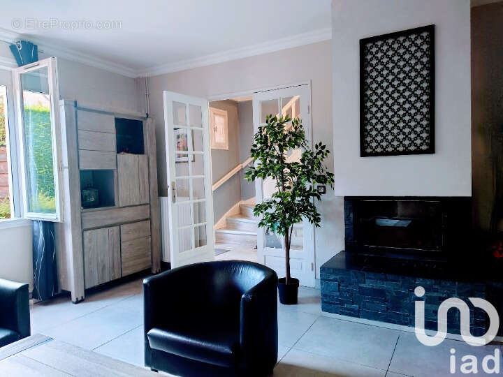 Photo 5 - Maison à COURCOURONNES