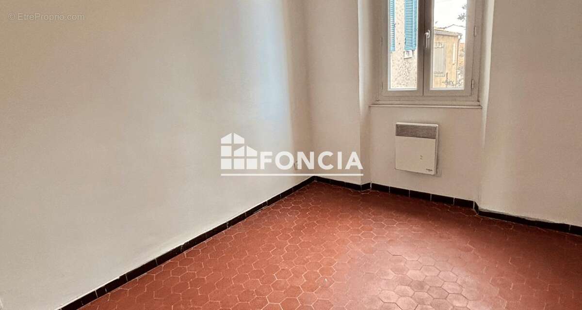 Appartement à LA LONDE-LES-MAURES