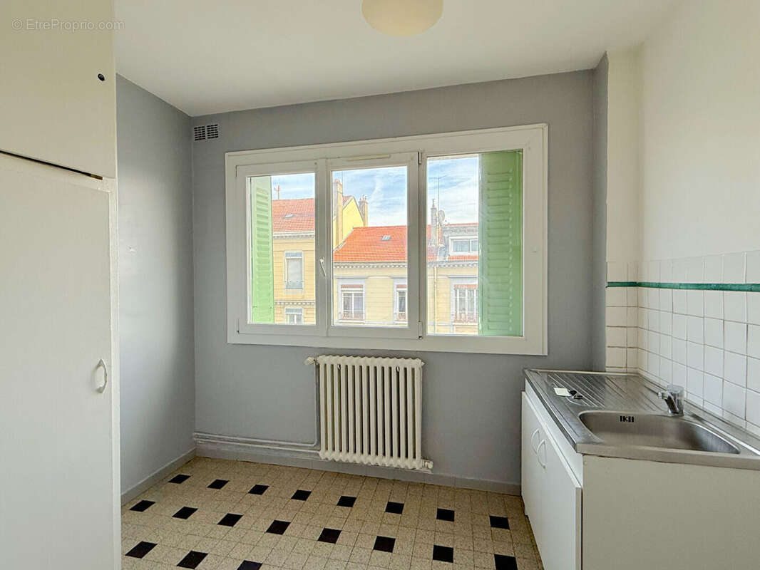 Appartement à LYON-3E
