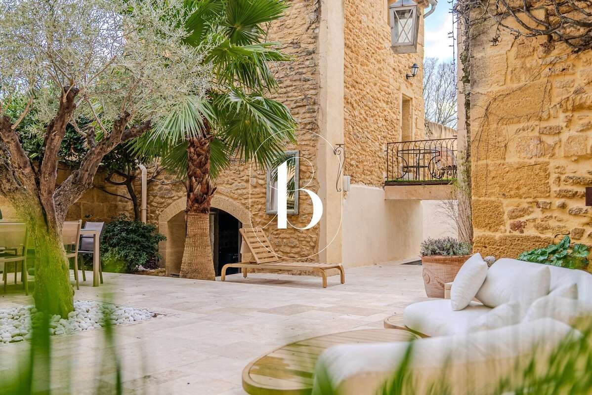 Maison à UZES