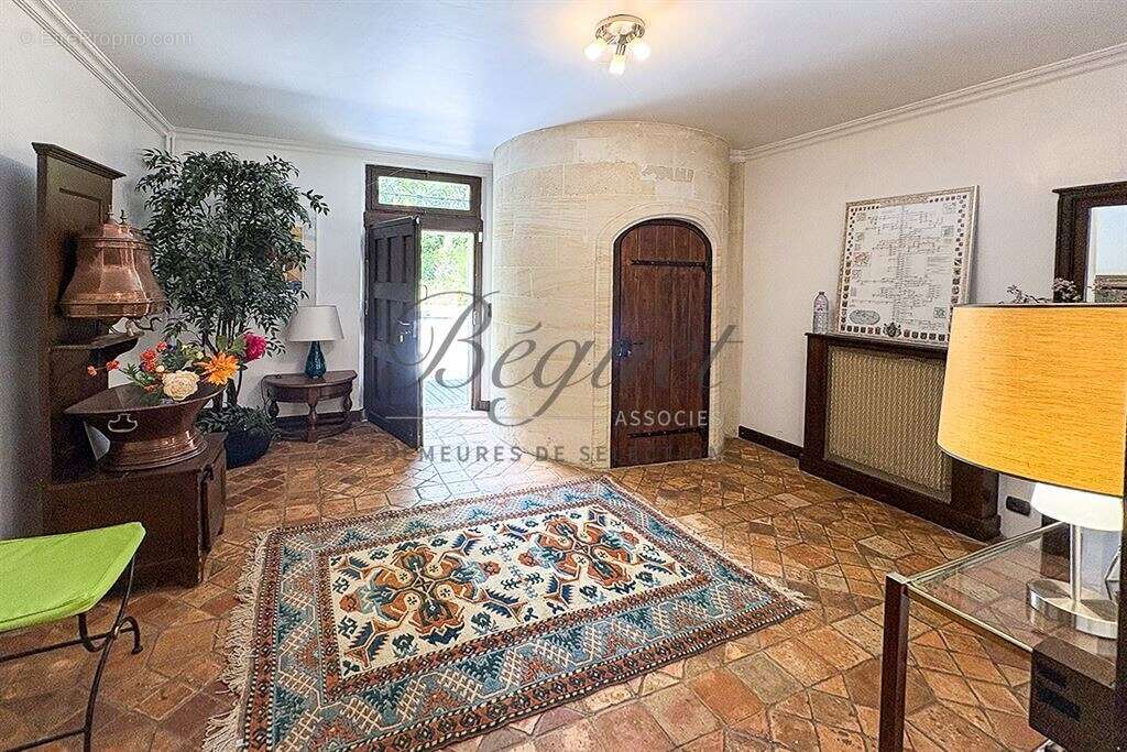 Maison à POIGNY-LA-FORET