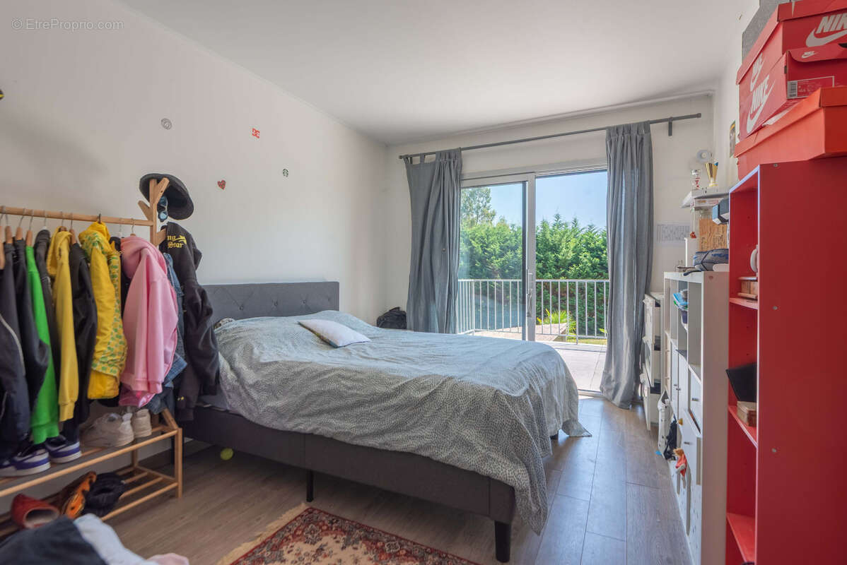Maison 225 m2 - parc de 8100 m2 - bel environnement - photo 11