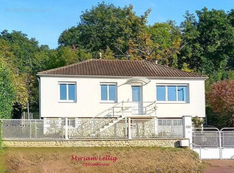Maison à LA BONNEVILLE-SUR-ITON