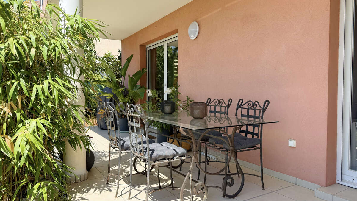 Appartement à SANARY-SUR-MER