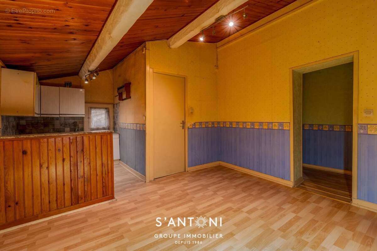 Maison à VILLENEUVE-LES-BEZIERS