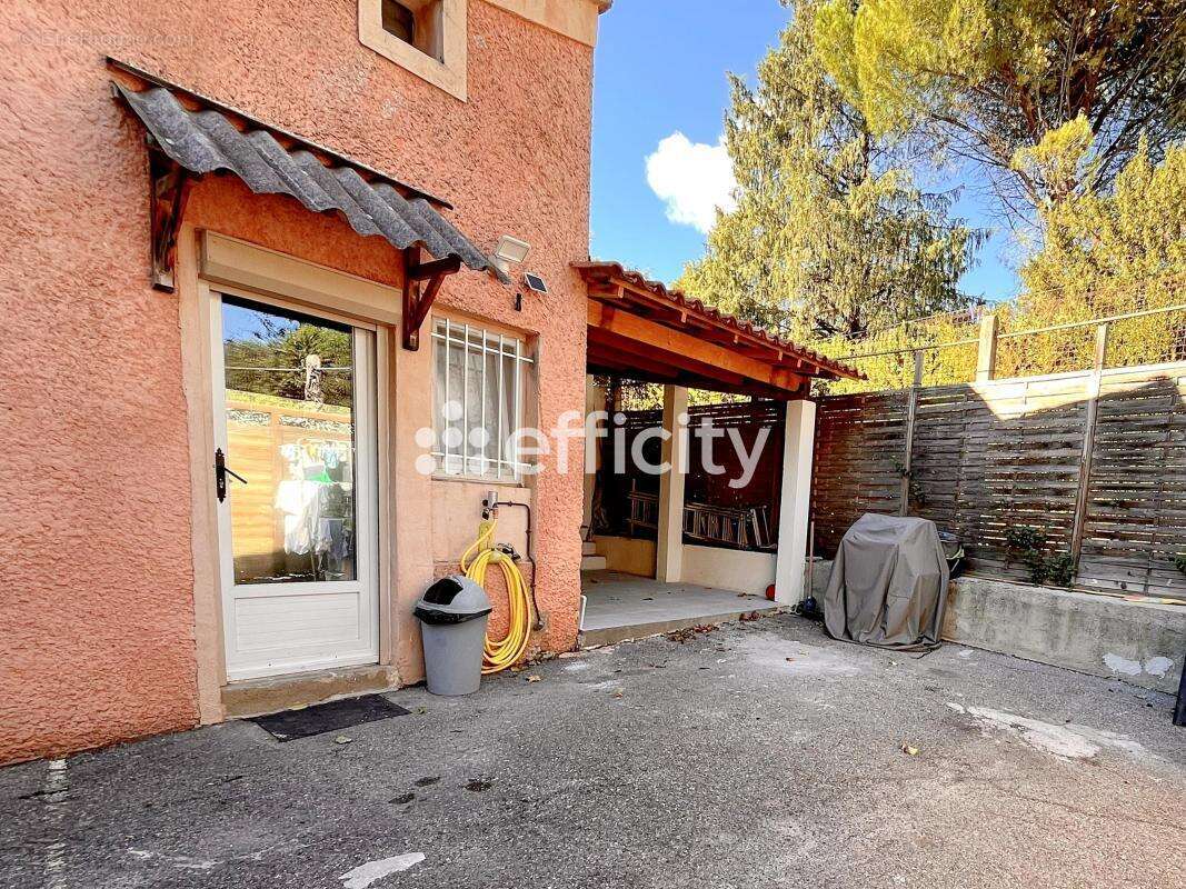 Maison à MARSEILLE-11E