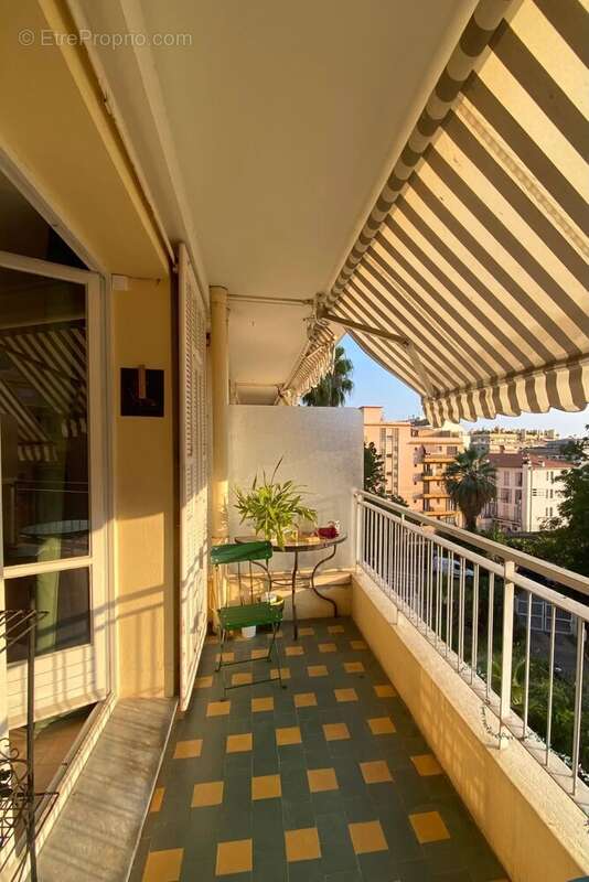 Appartement à MENTON