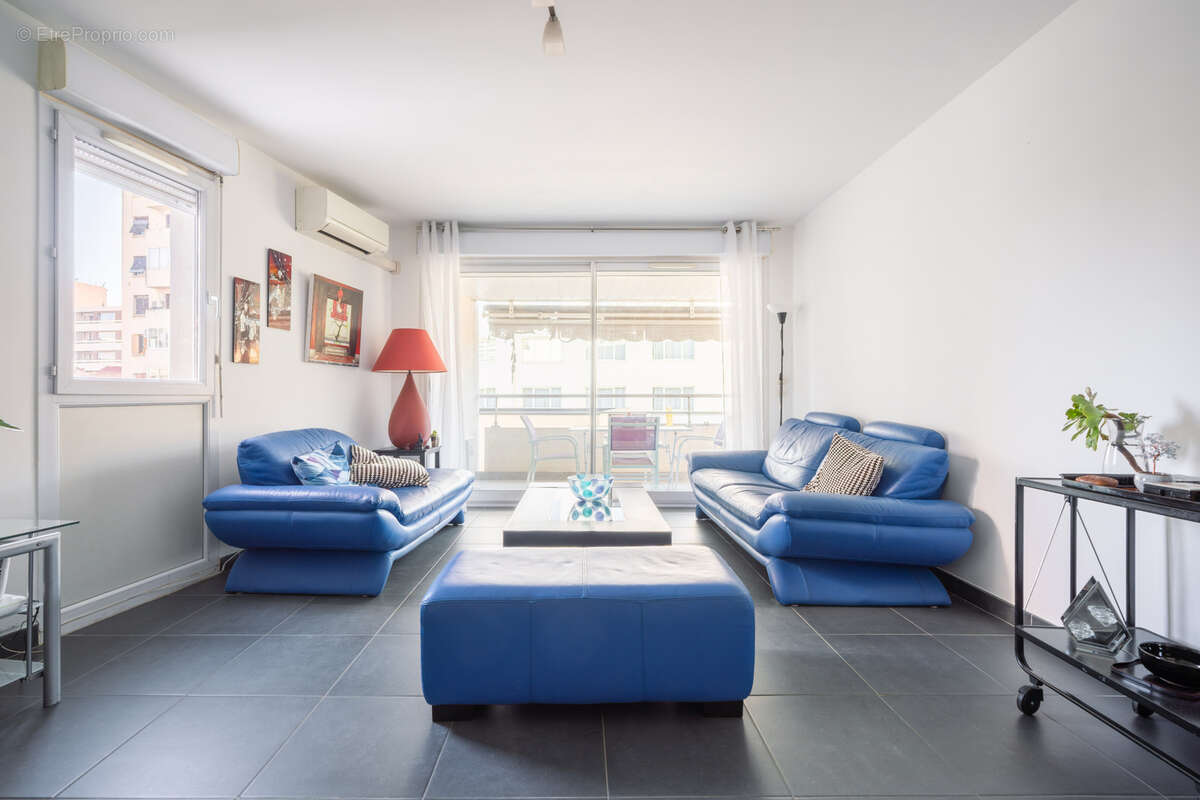 Appartement à MARSEILLE-8E