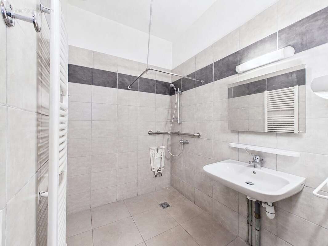 Appartement 97 m² à Chambery  - photo 7