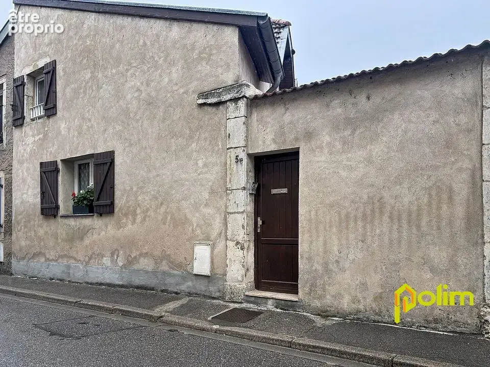 maison de ville F5 avec terrasse en parfait état - photo 9