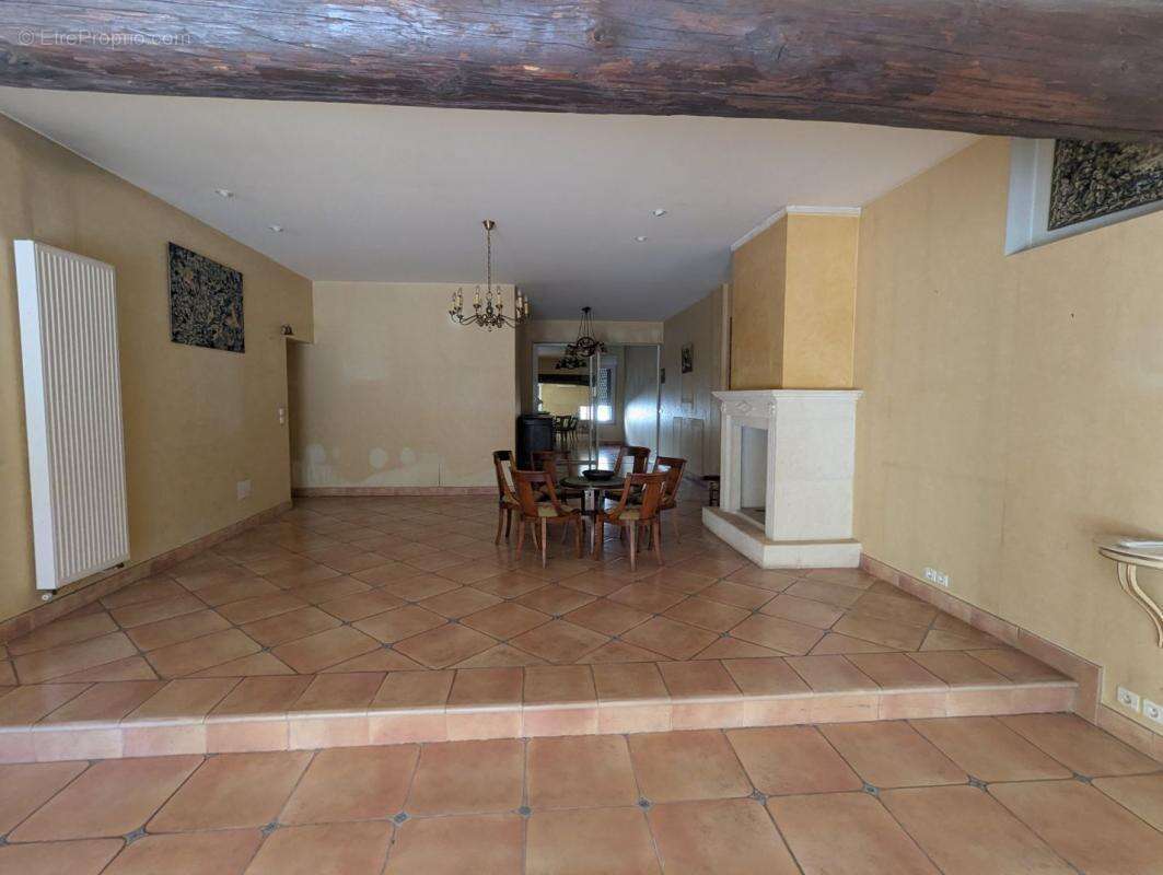 Maison à AIGUES-VIVES