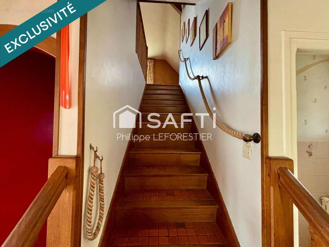 Maison 135 m² à Saint-Martin-Des-Entrees  - photo 5