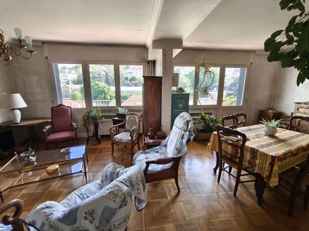 Photo 2 - Appartement à SAINT-ETIENNE