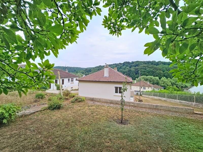 Maison à PREMONTRE
