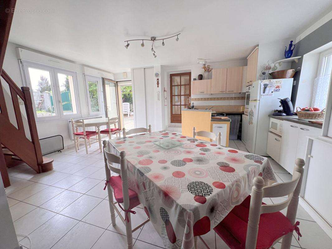 Maison - La Chapelle Saint Aubin -  4 pièce(s) - 87 m² - photo 3