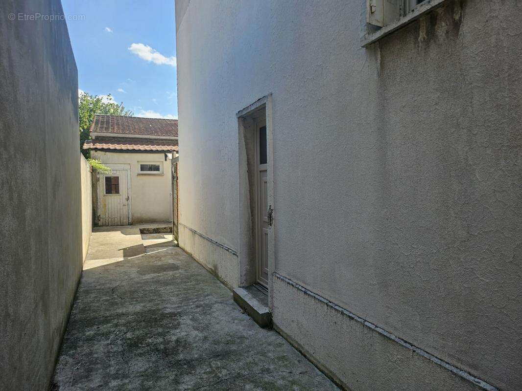 A LAON ! A proximité du centre ville basse - photo 18