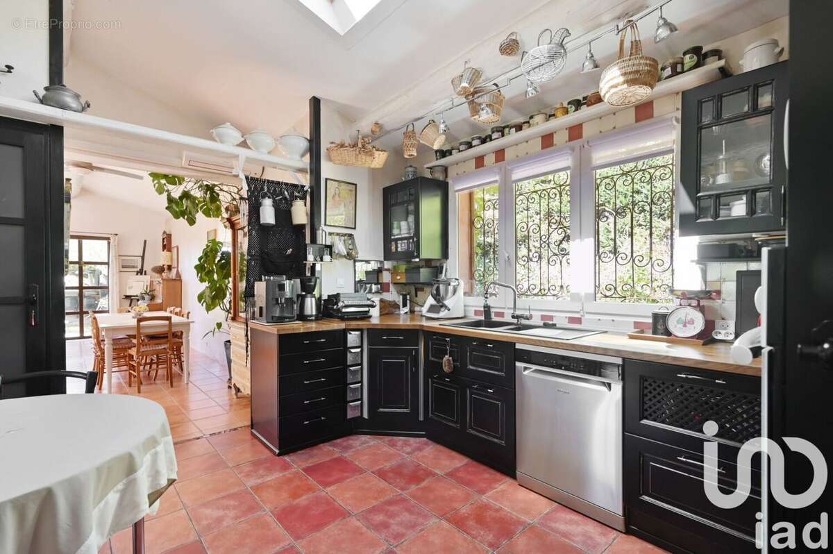 Photo 7 - Maison à CUGES-LES-PINS