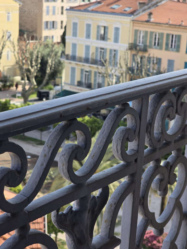 Appartement à MENTON