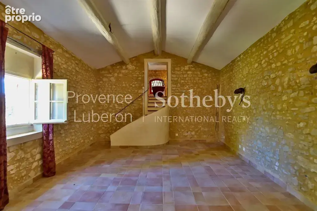 Mas du 18ème siècle avec piscine et 2 hectares de terrain - photo 8