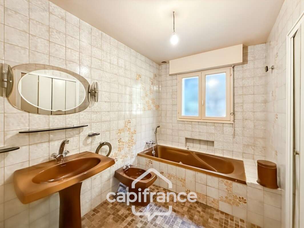 Maison à vendre 5 pièces SAINT GERAND CROIXANVEC (56) - photo 8