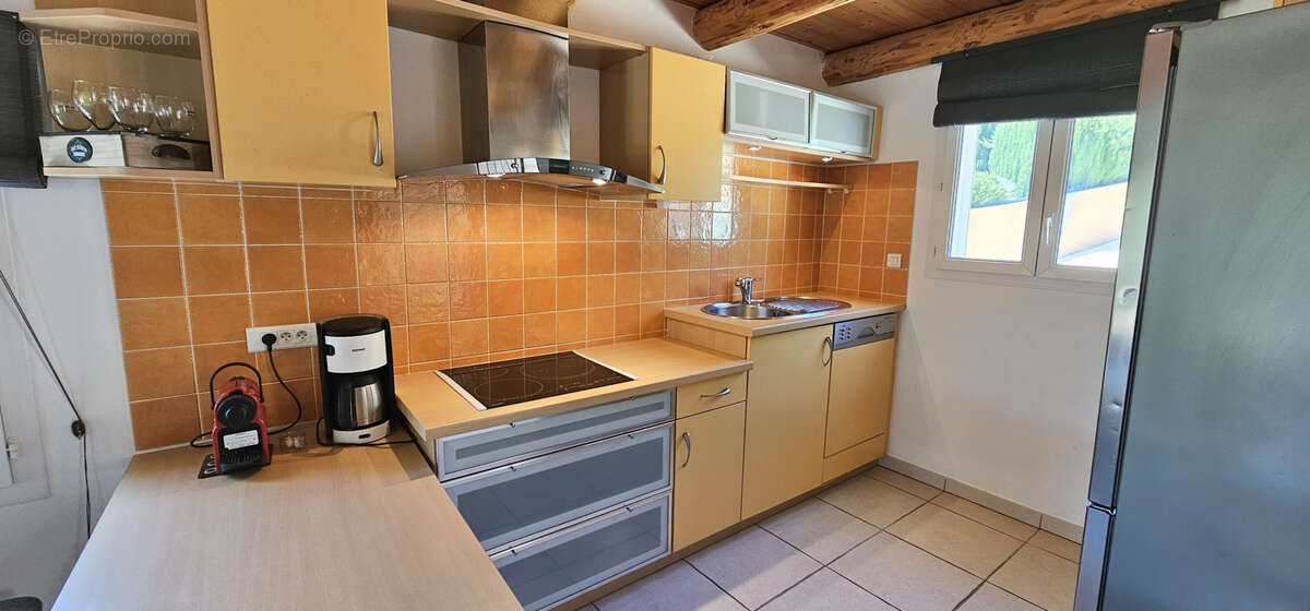 Double villa 200m2 sur un terrain de 5340m2 avec double garage 3 carports et piscine - photo 18