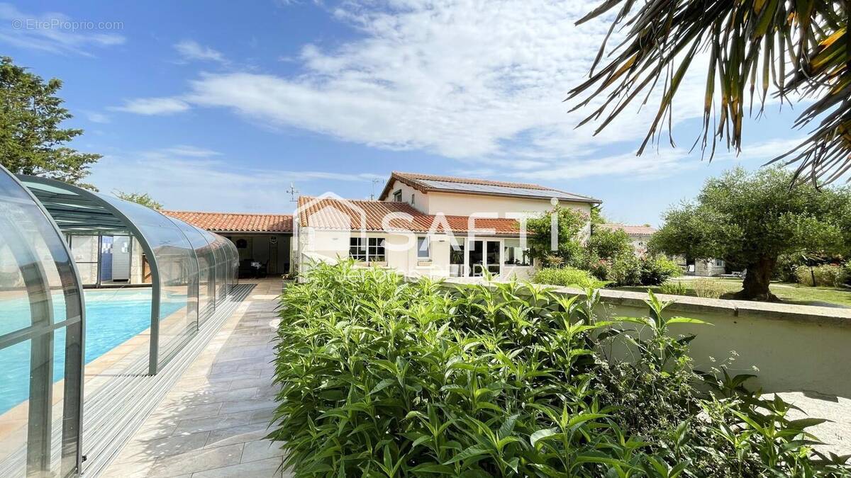 Photo 1 - Maison à SAINT-MICHEL-EN-L'HERM