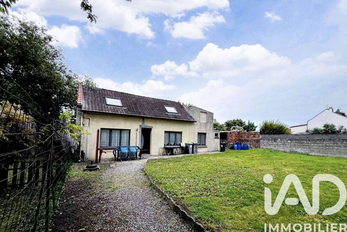 Photo 1 - Maison à SALOME