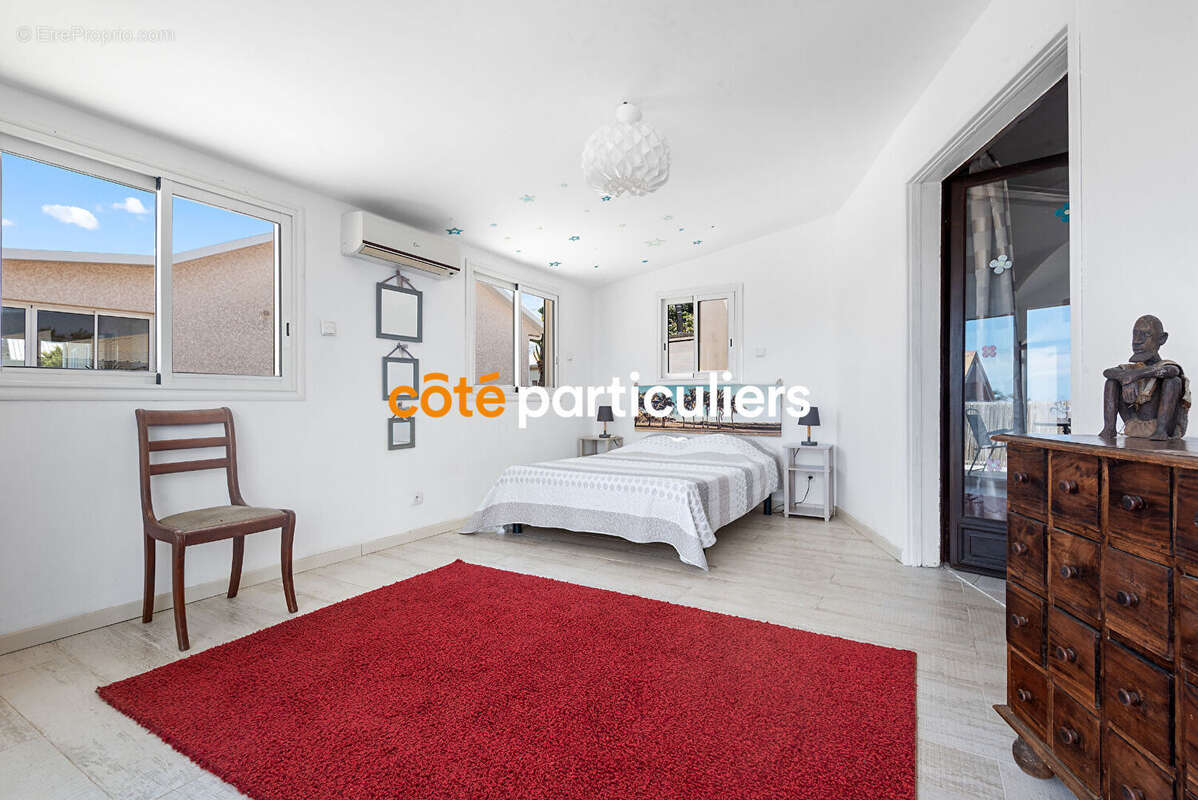 Maison à SAINT-PIERRE