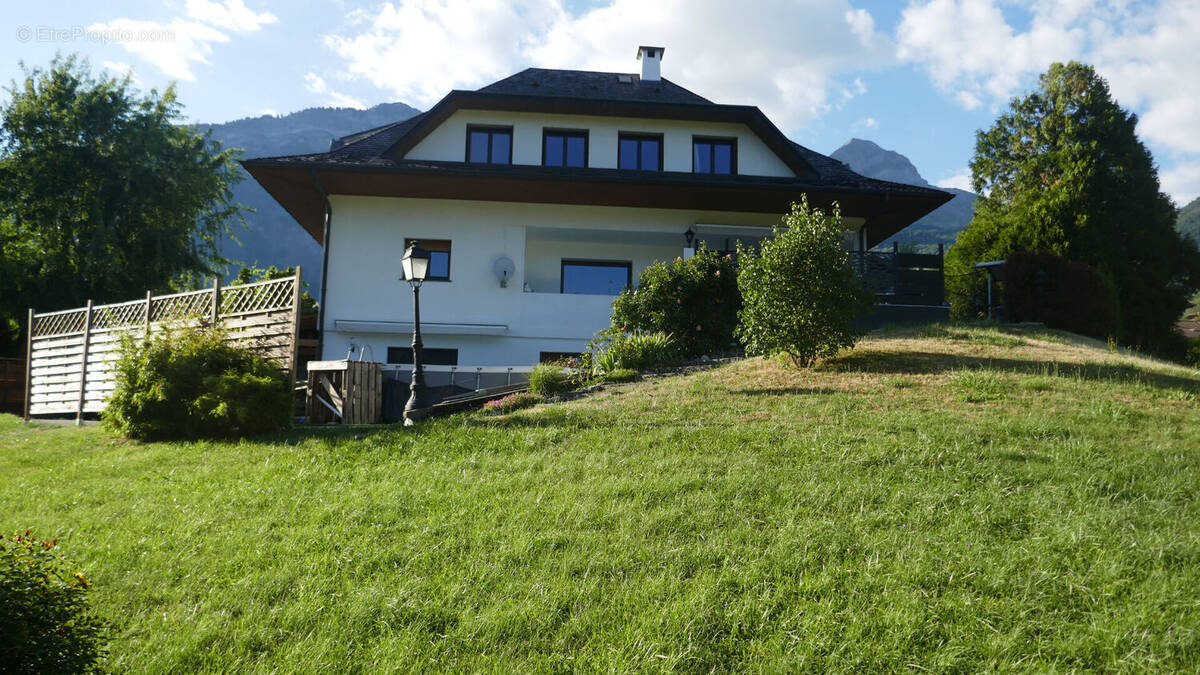 Maison à UGINE