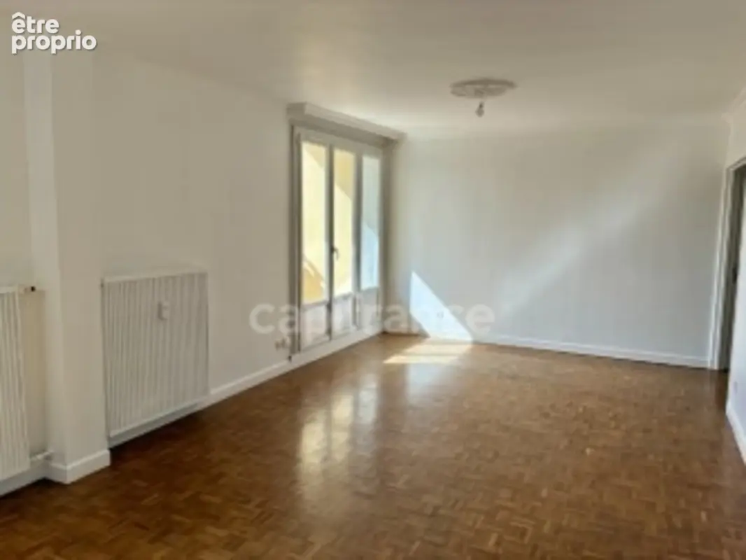 Appartement FRANCHEVILLE 5 pièces, 3 chambres (possibilité 4), proche des commerces, des bus, des écoles - photo 10