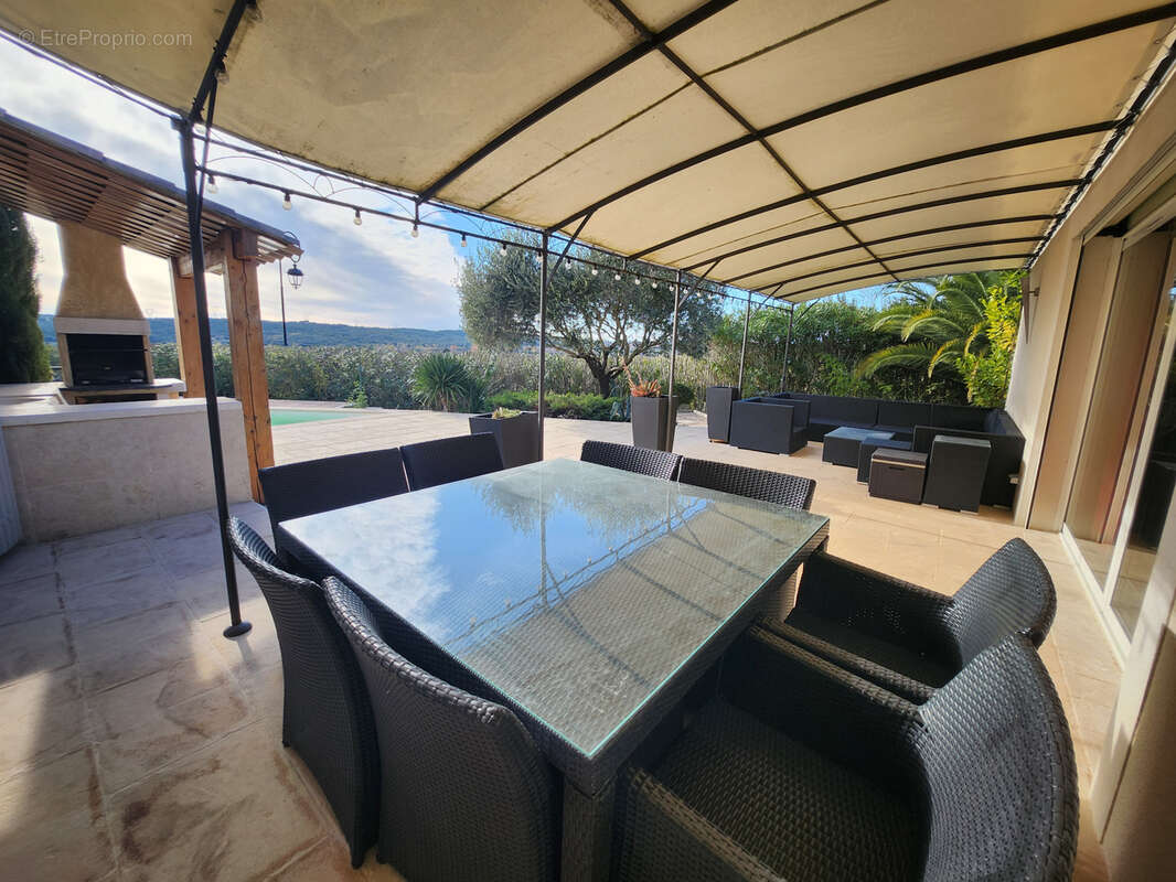 Maison à SAINT-MAXIMIN