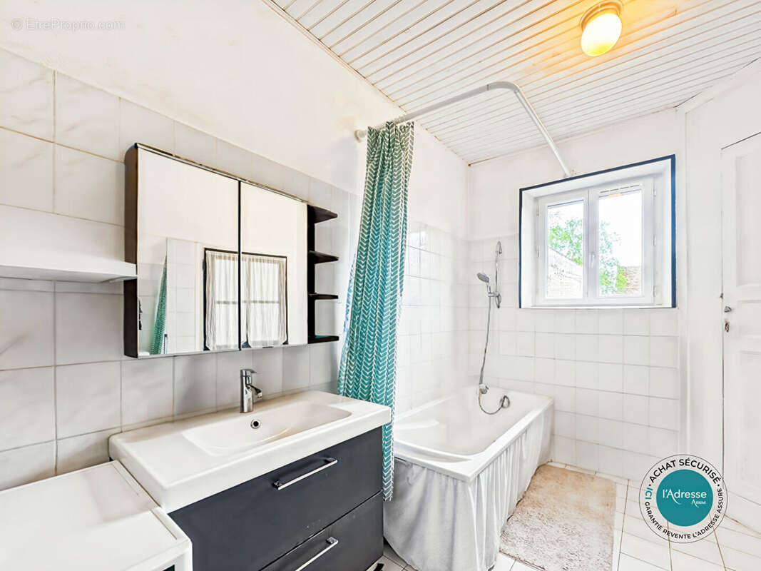 Appartement à MENNECY