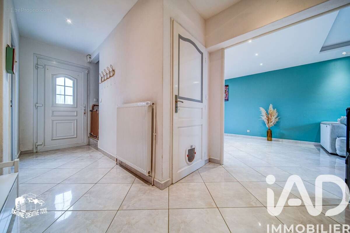 Photo 4 - Maison à MONTOIS-LA-MONTAGNE