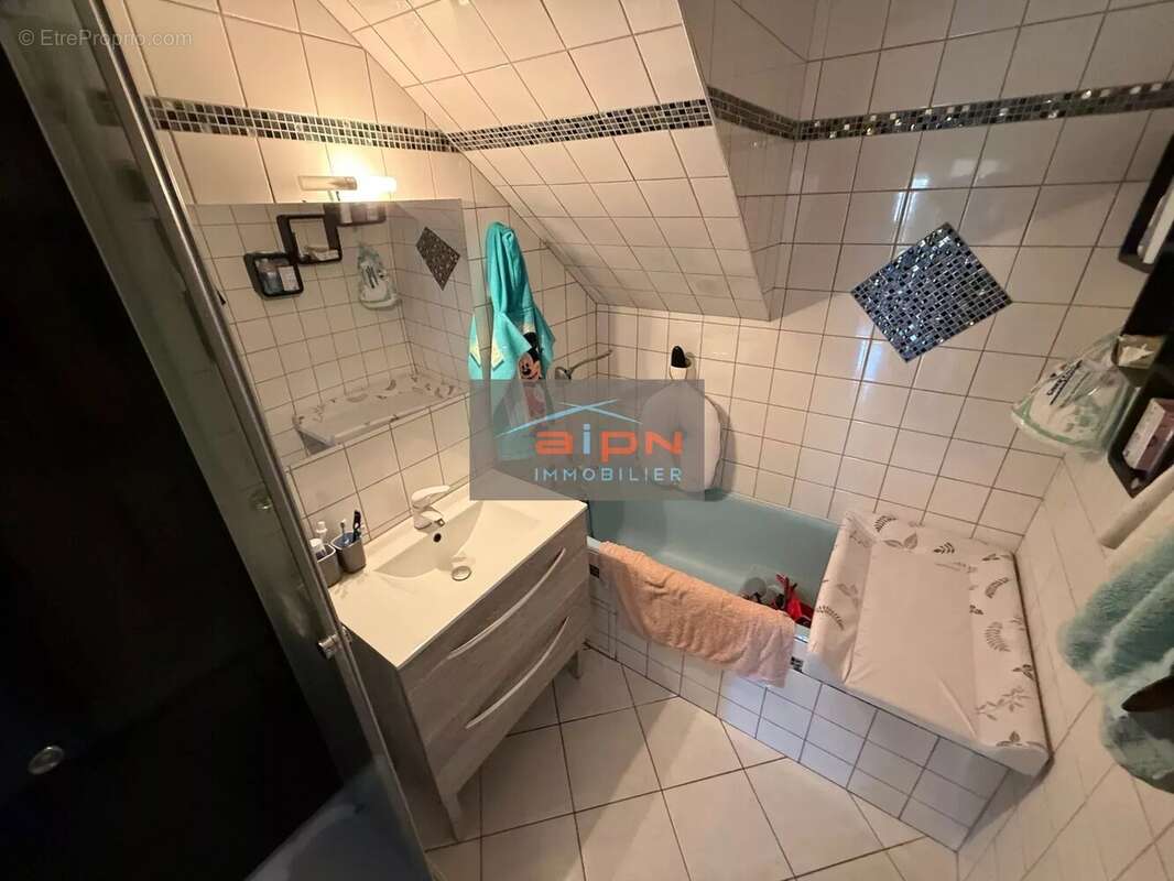 Maison à TOURVILLE-LA-RIVIERE