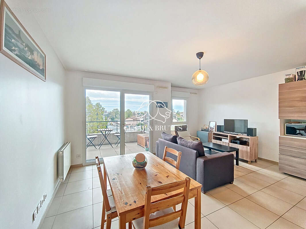 Appartement à VENISSIEUX