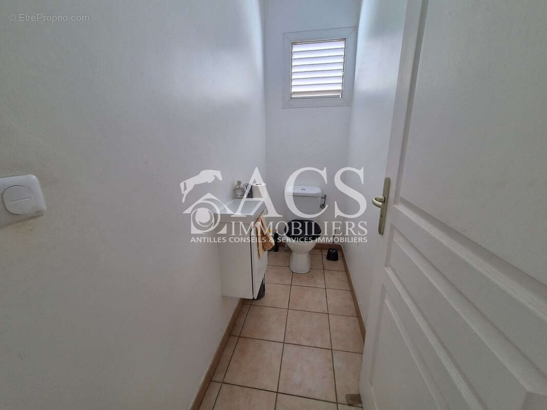Appartement à SAINTE-LUCE