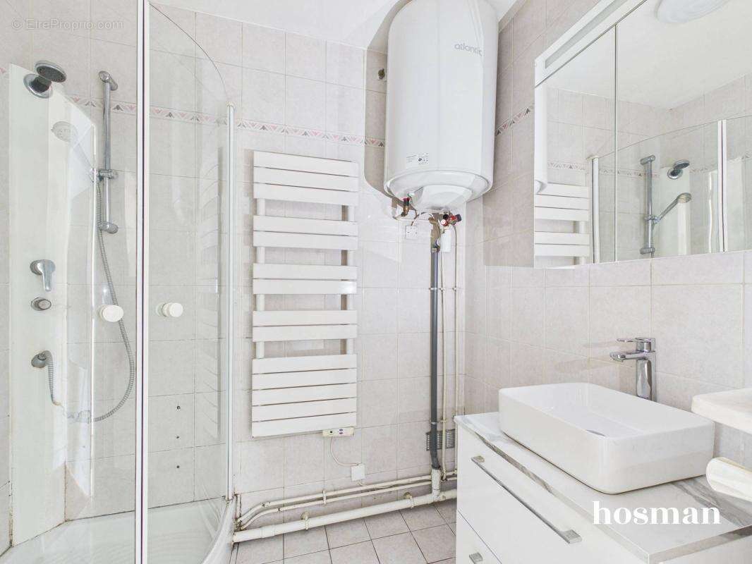 Appartement à PARIS-20E