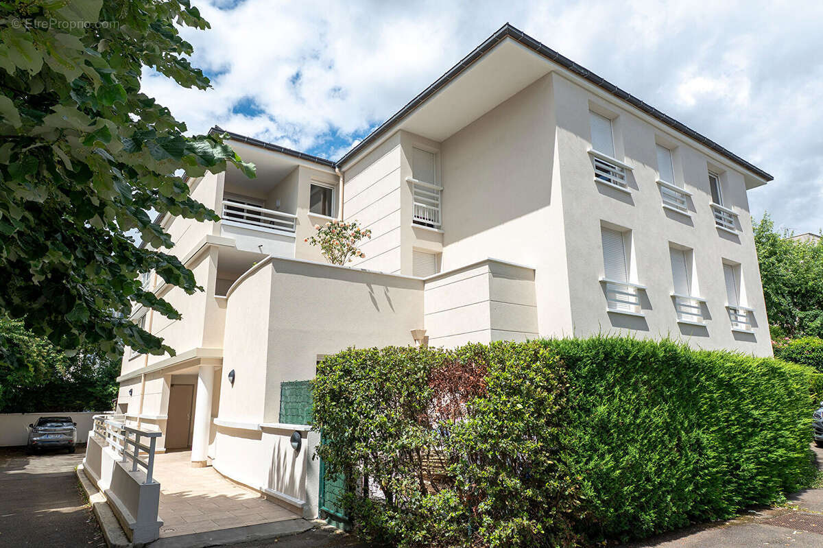 Appartement à LE CHESNAY