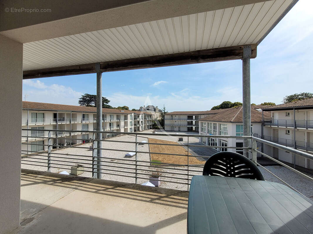 Appartement T3 en résidence de vacances à Lagord - Une belle opportunité ! - photo 8