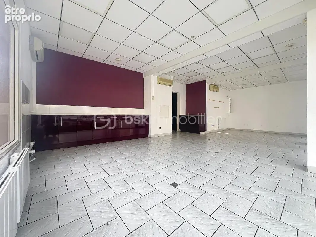 *** crolles - local commercial de 58 m2 *** - photo 5