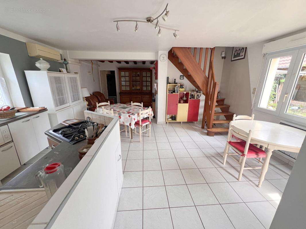 Maison - La Chapelle Saint Aubin -  4 pièce(s) - 87 m² - photo 5