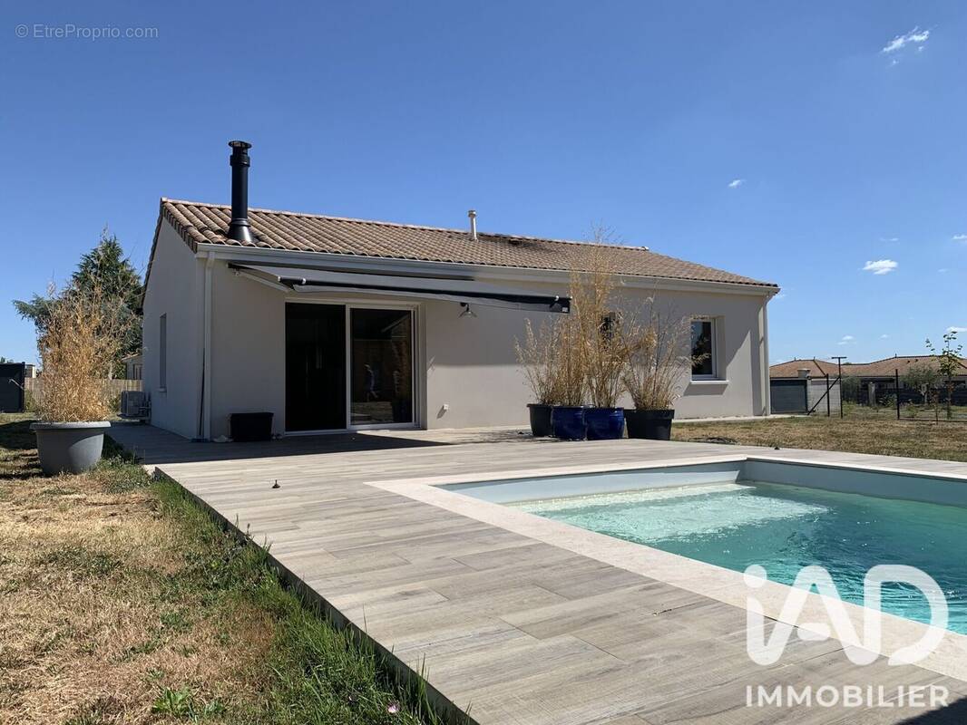 Photo 1 - Maison à LAMONZIE-SAINT-MARTIN