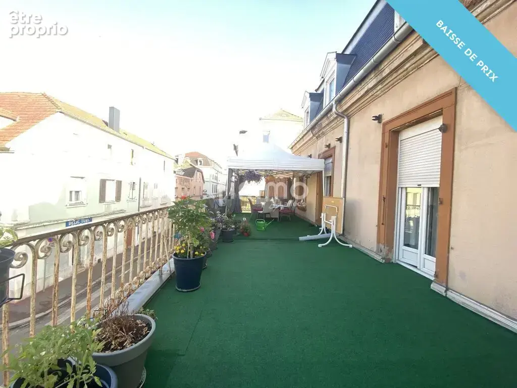 Immeuble de avec local commercial - photo 12