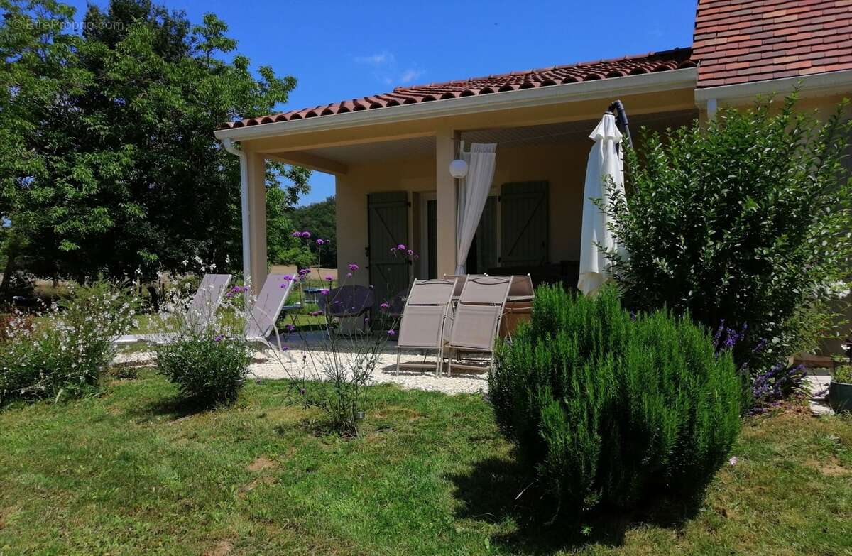Périgord : Maison 2018, 7 pièces VALOJOULX (24) - photo 3