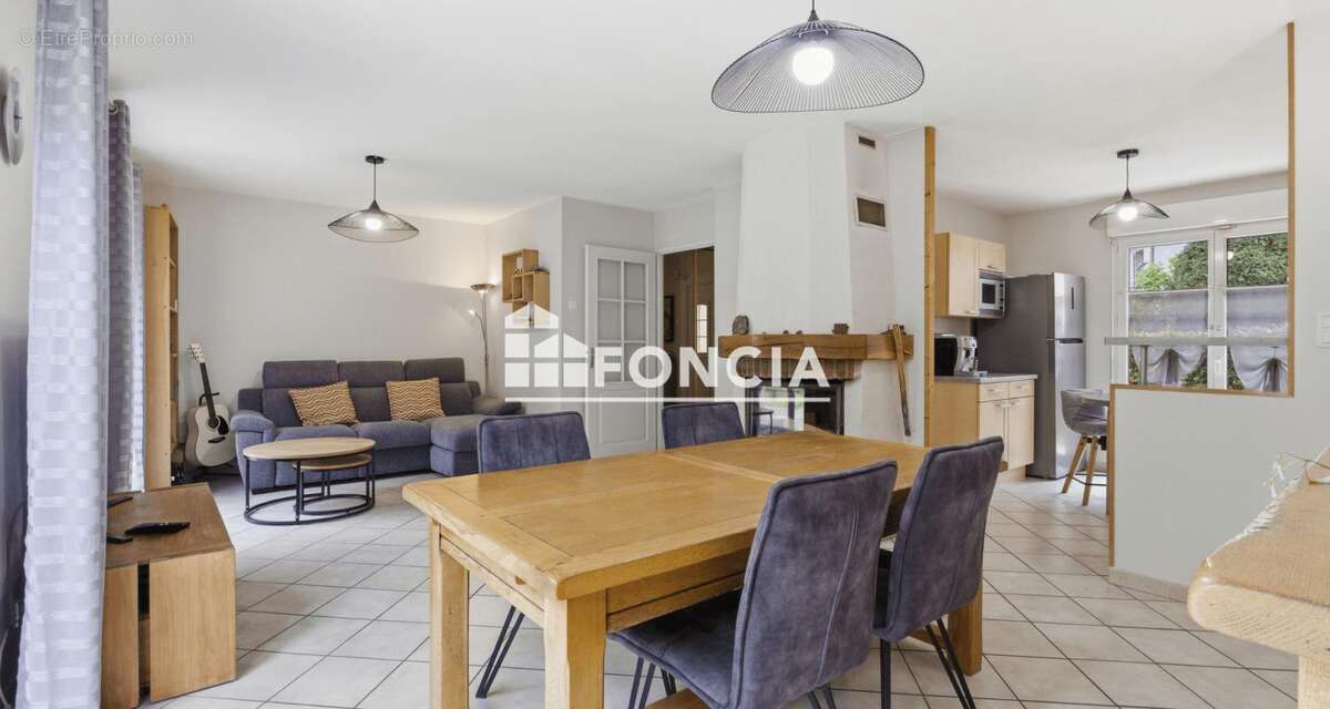 Maison à VIZILLE