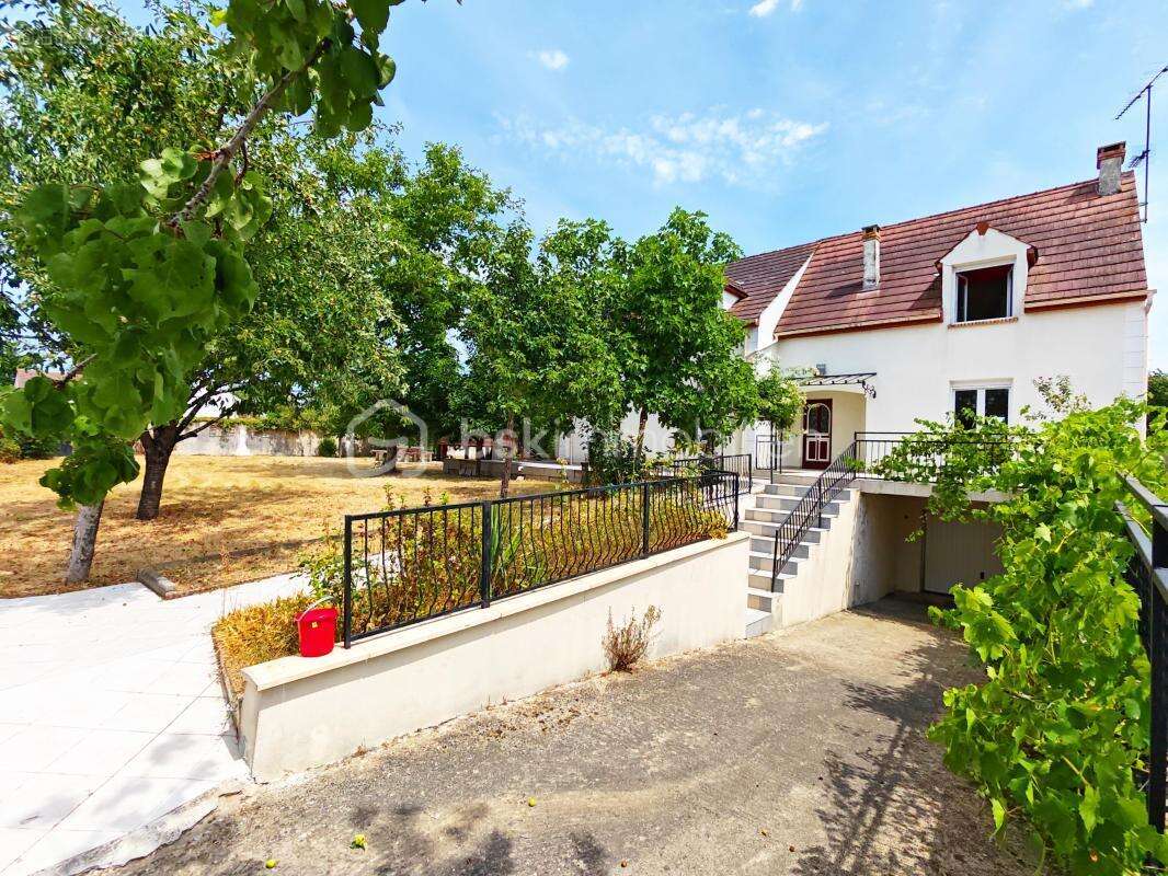 Grande maison, petit prix - photo 2