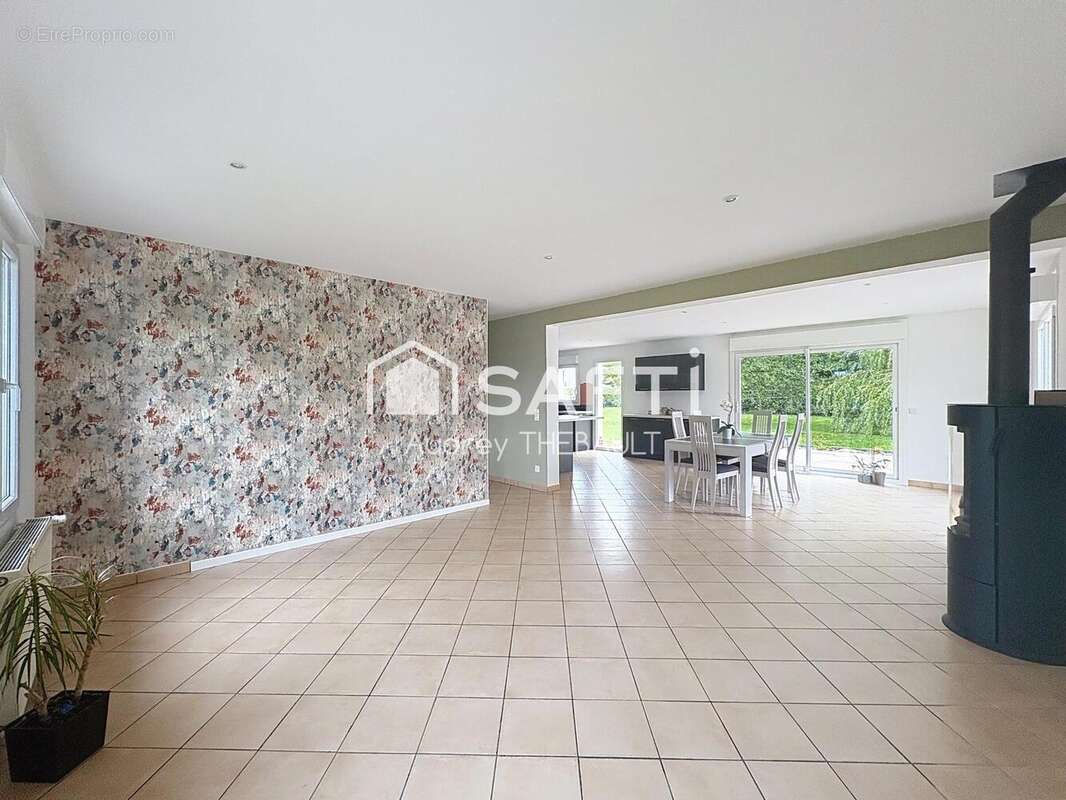 Photo 2 - Maison à GROFFLIERS