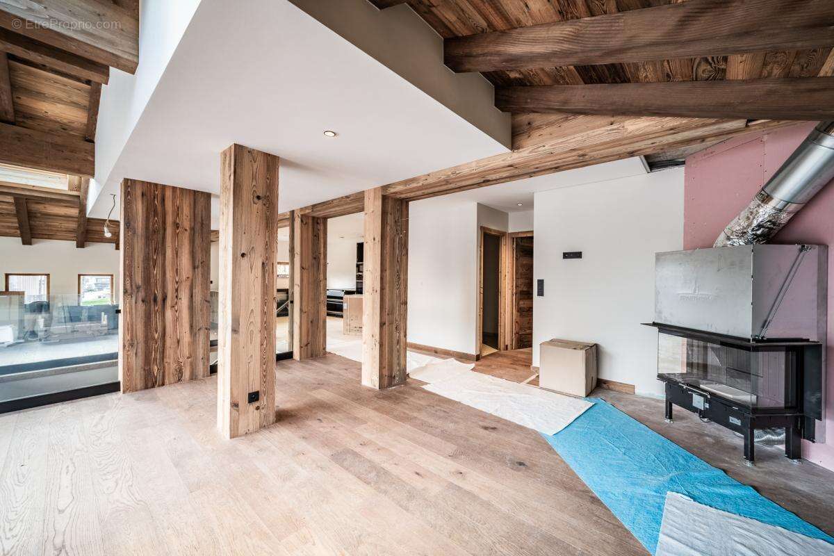 Luxueux chalet neuf en plein cœur des Gets - photo 4