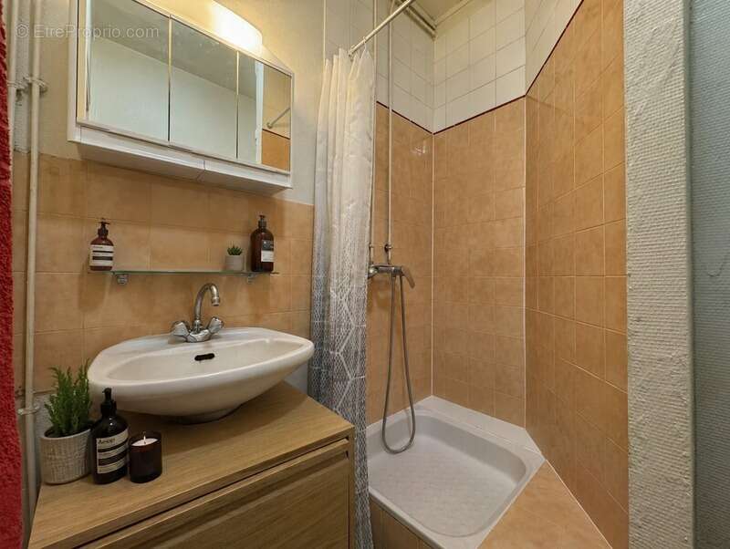 Appartement à ISSY-LES-MOULINEAUX